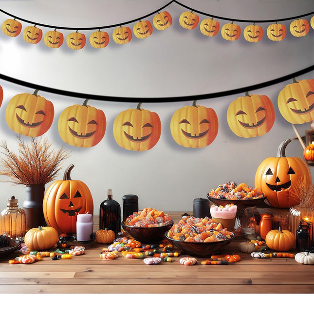 Halloweenowa girlanda dyniowa 3m