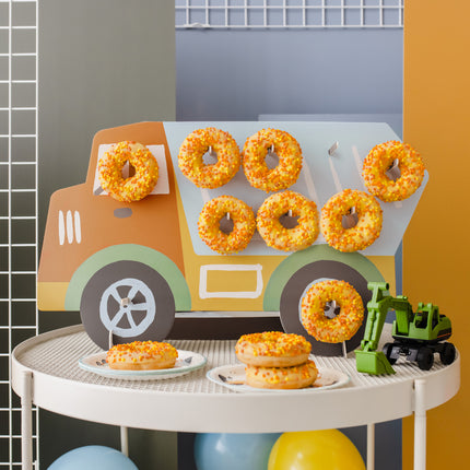 Donut Wall Truck 61x 37cm