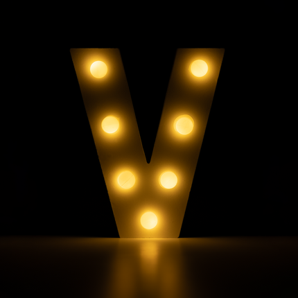 V Light Letter 16,5 cm