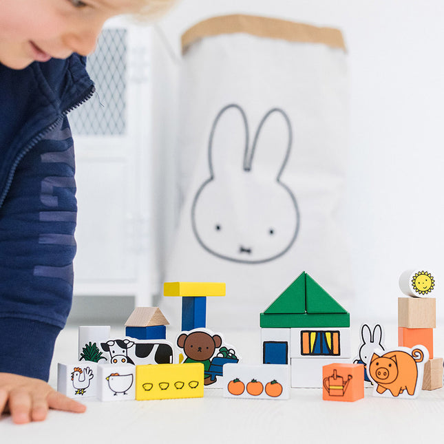 Farma drewnianych klocków Miffy