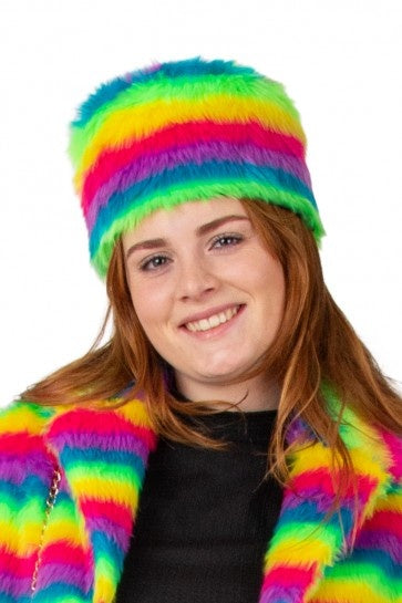 Futrzana czapka Rainbow Stripe