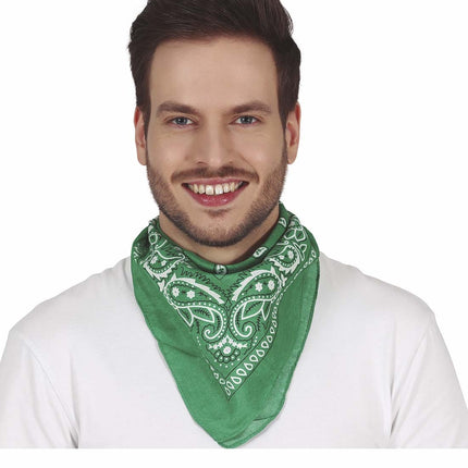 Zielony szalik bandana